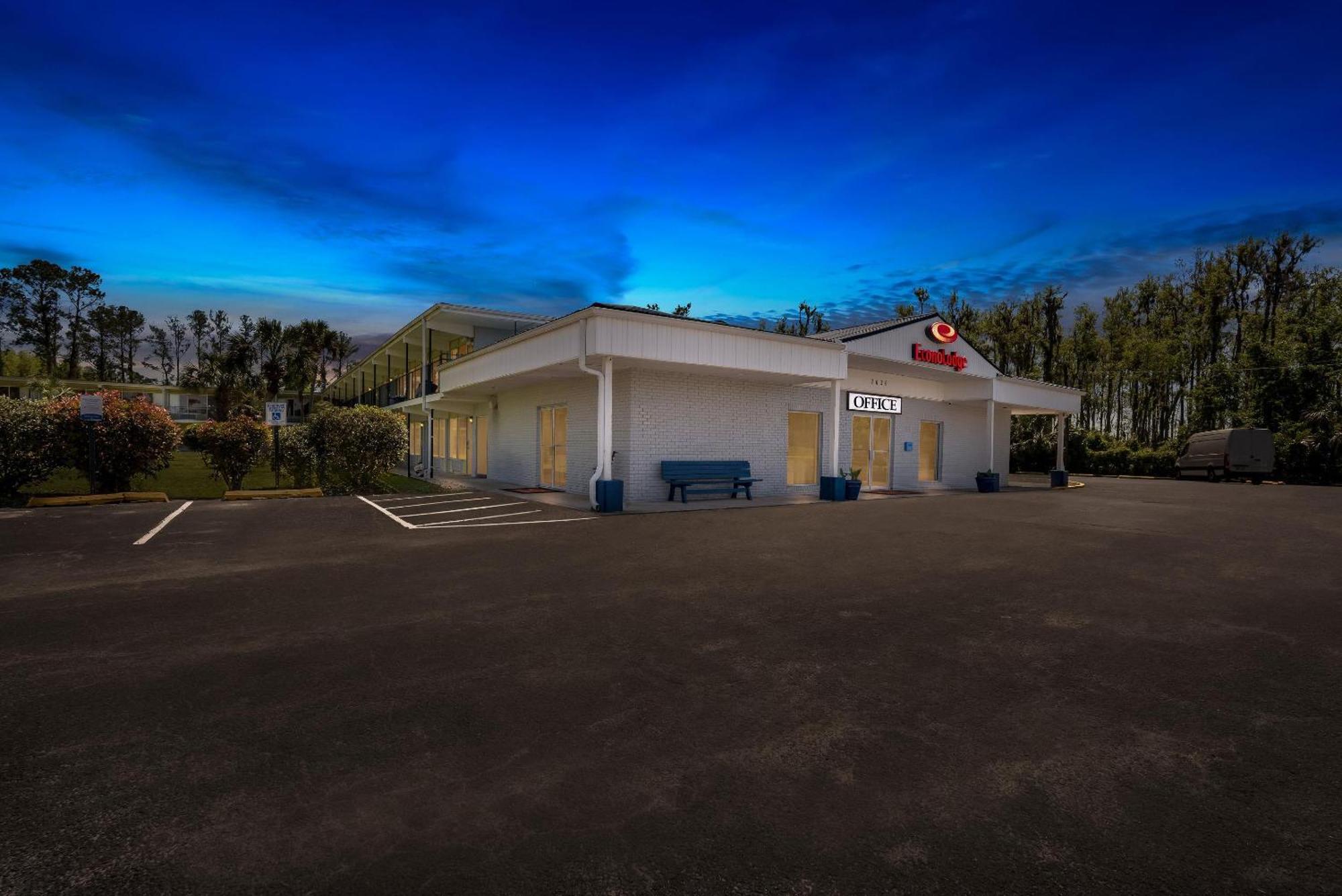 Econo Lodge Jennings Exterior photo