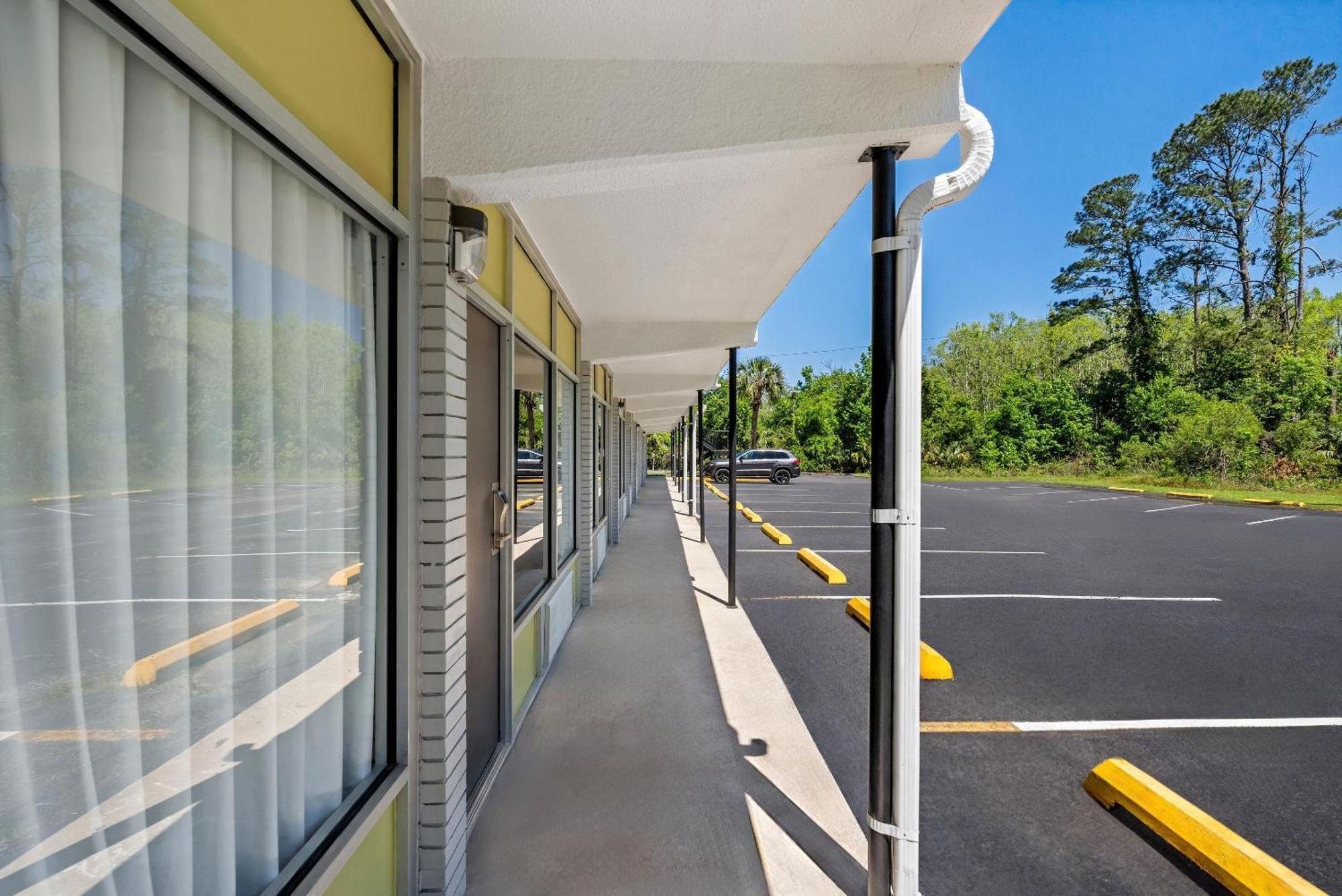 Econo Lodge Jennings Exterior photo